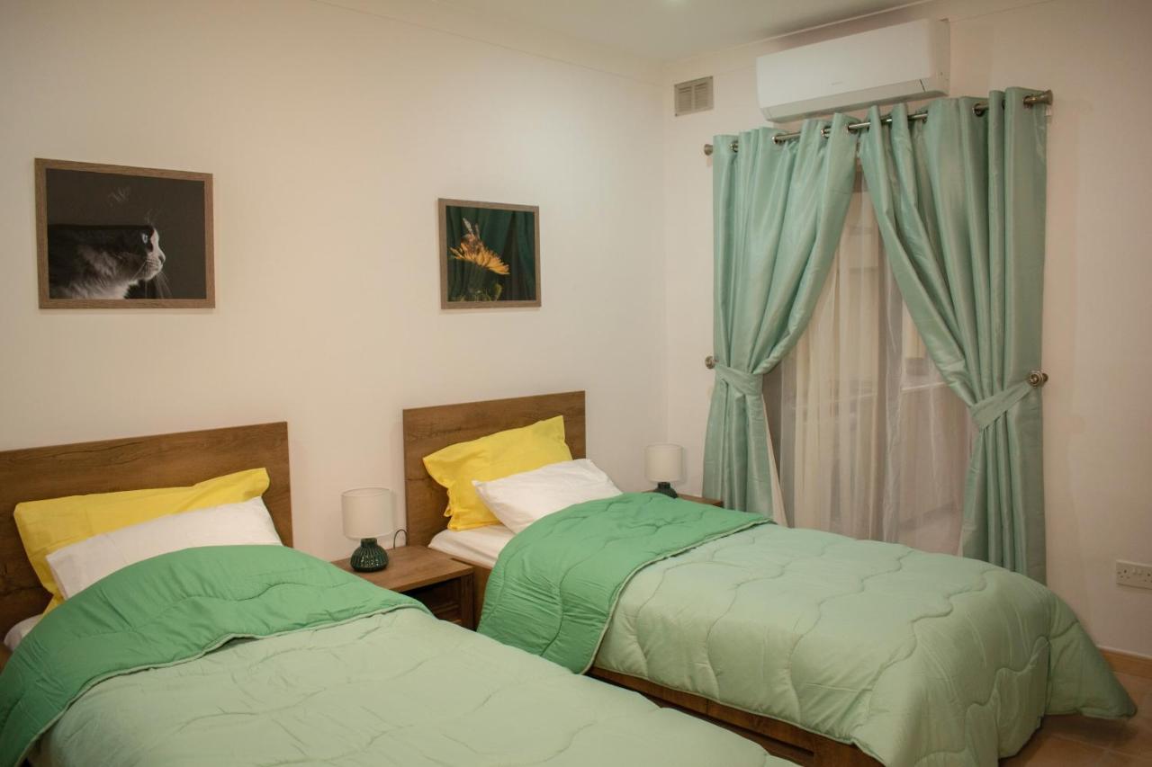 Spacious 3 Bedroom Apartment In Marsascala Marsaskala Exterior foto